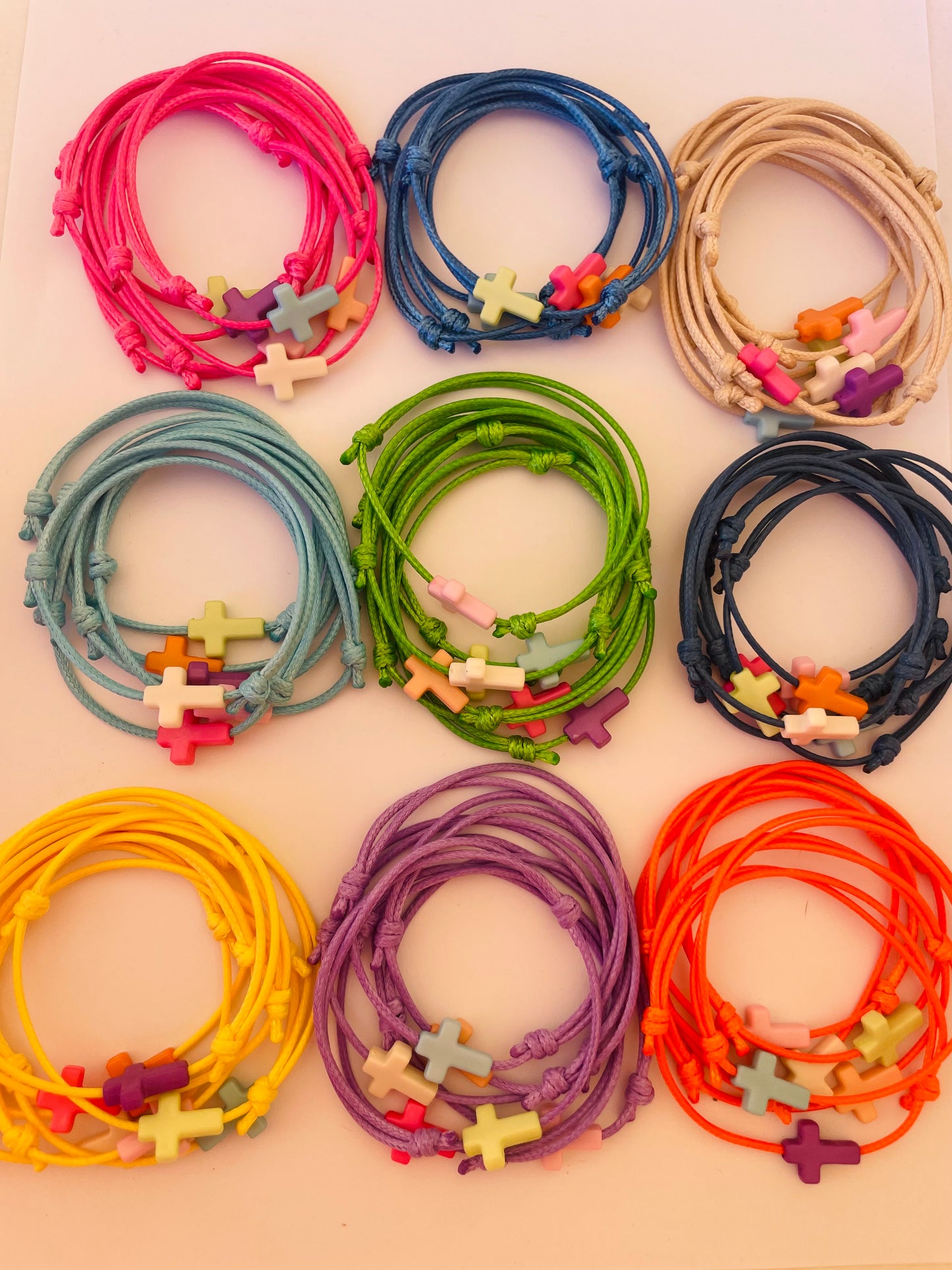 Pulsera Cruz comunión solidaria