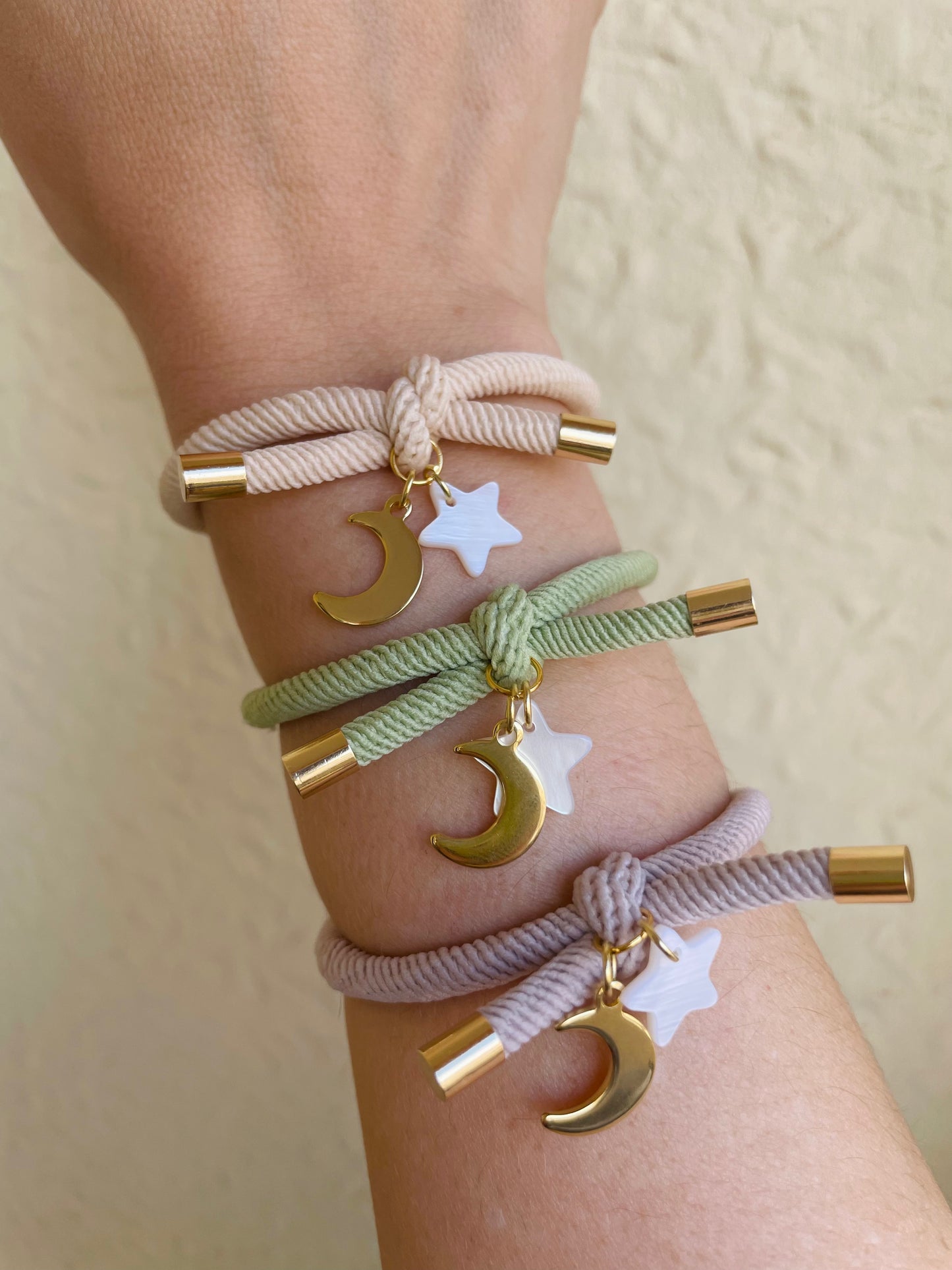 Pulsera nudo Luna + Estrella