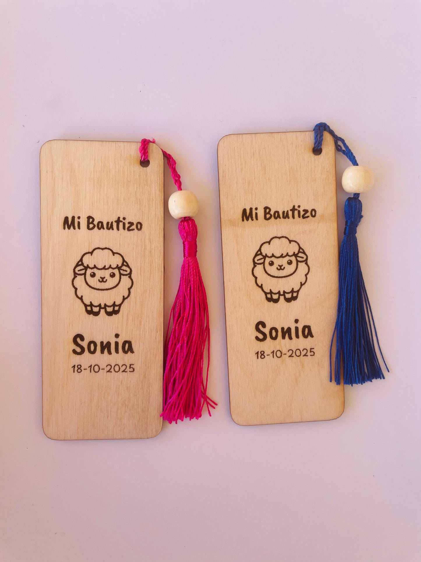 Marcapáginas de madera personalizados