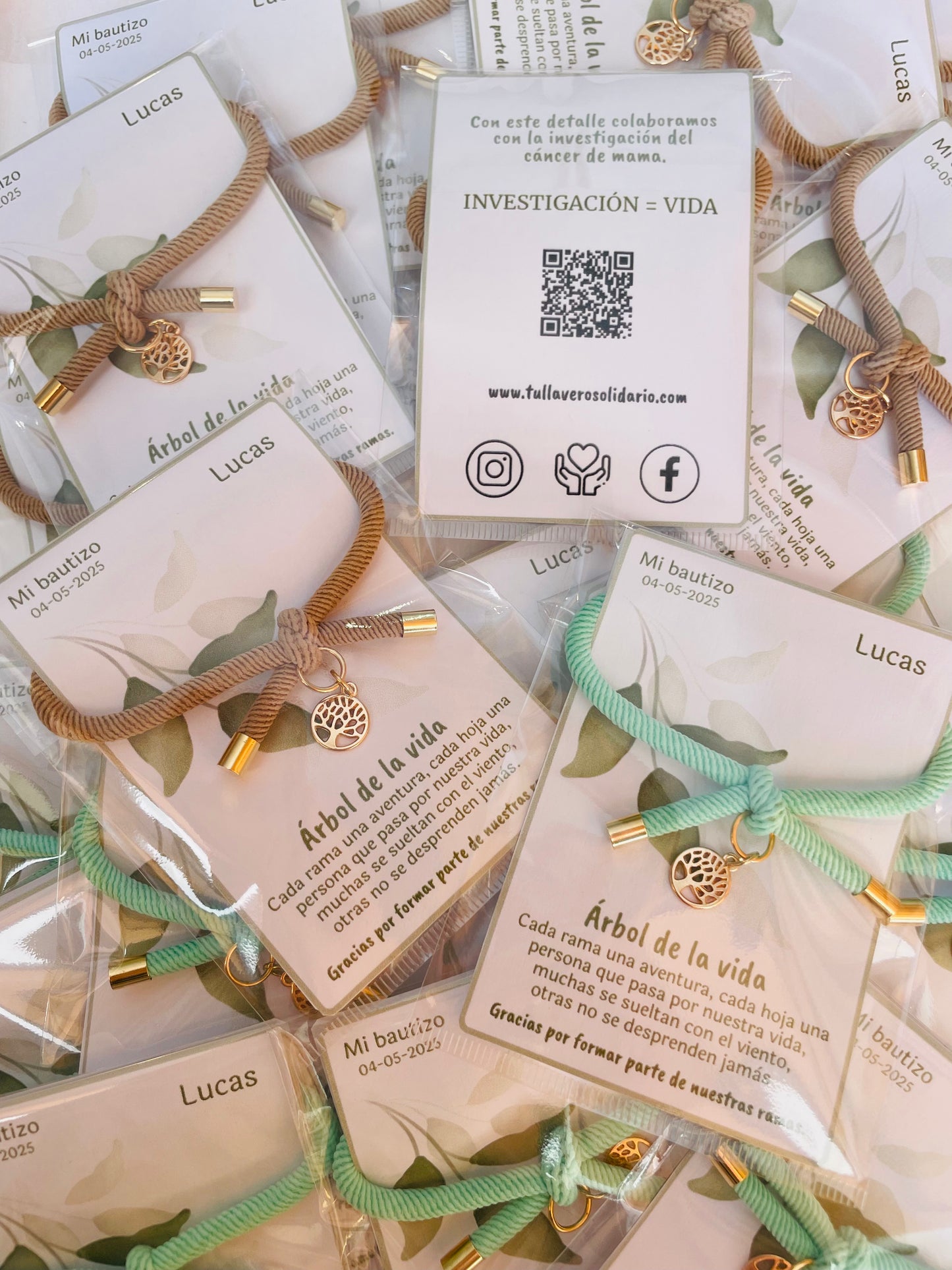X Eventos llaveros y pulseras solidarias