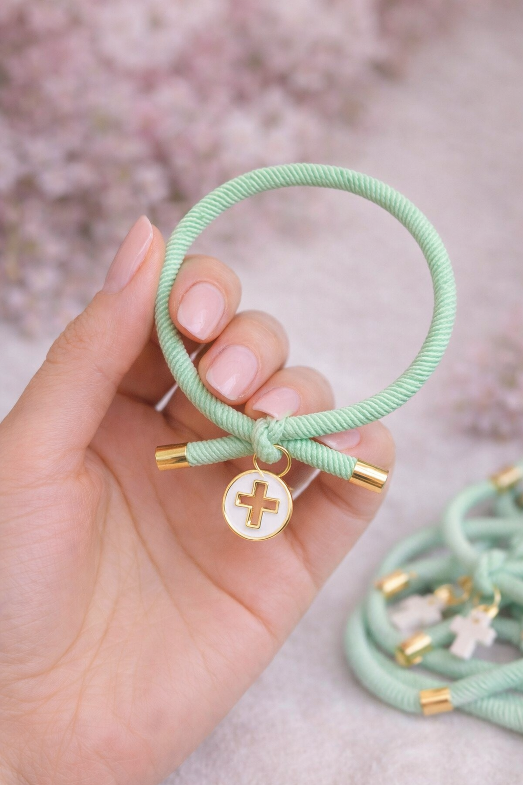 Pulsera nudo Cruz