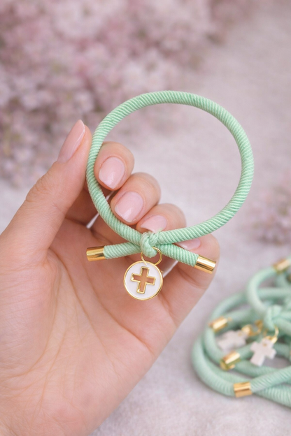 Pulsera nudo Cruz