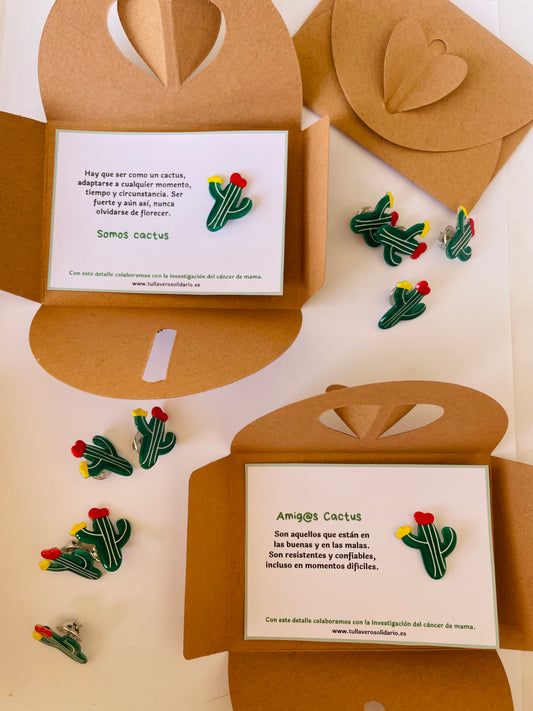Pin cactus solidarios