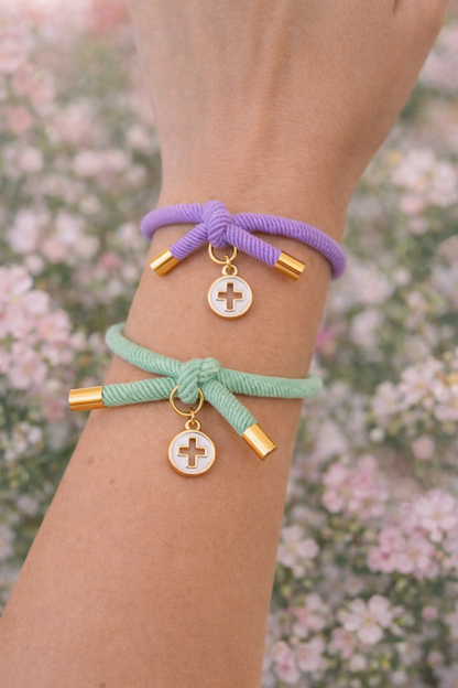 Pulsera comunión cruz chapita